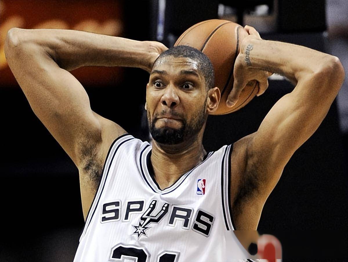 塞雷佐：我们至少要赢球才能继续留在欧足联，抱歉是欧冠（塞雷佐：至少要取胜才能留在欧冠——刚才口误说成欧足联）