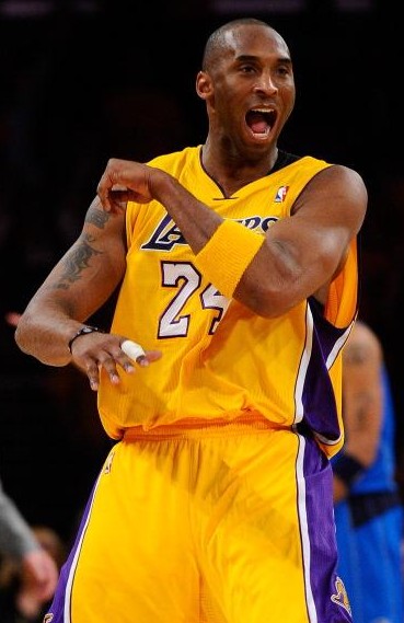 德甲前瞻：拜仁欧冠失利后德甲必须获胜，圣保利已遭遇8连败（德甲前瞻：欧冠受挫后拜仁急需三分，圣保利苦吞八连败）