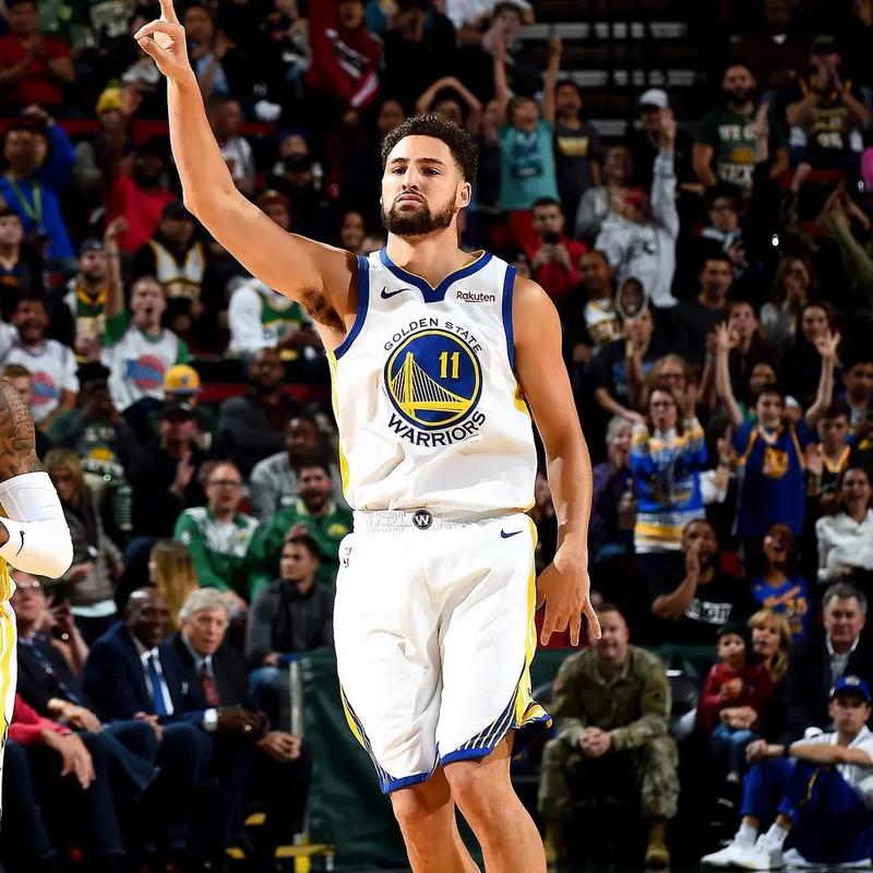 里程碑，徐新已为上海海港出战100场比赛（徐新迎来里程碑：代表上海海港出战第100场）