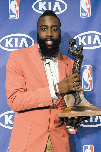 未满21岁意甲赛季至少前15场打进5球，伊尔迪兹比肩皮耶罗（伊尔迪兹未满21岁意甲前15场攻入5球，追平皮耶罗纪录）